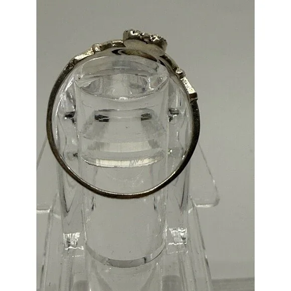 Vintage 925 Sterling Silver Claddagh Ring Size 7.5 Stands for Love, Loyalty - Picture 14 of 14